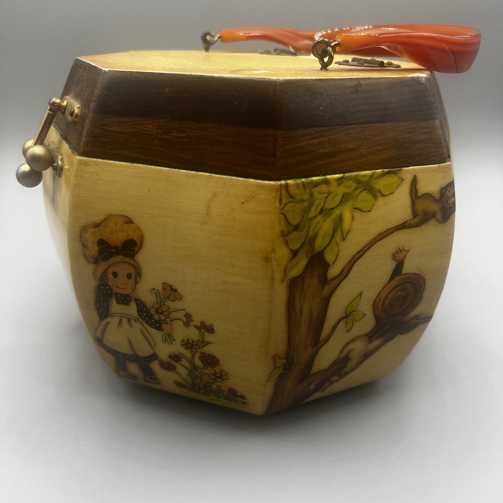 Vtg Octagonal Wooden Bucket Box Purse Lucite Handle Holly Hobbies 1974 Few Flaws - Picture 4 of 13